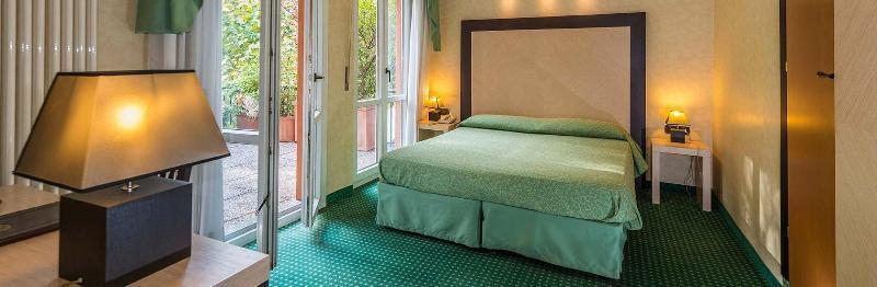 Hotel Don Abbondio Lecco Exteriér fotografie